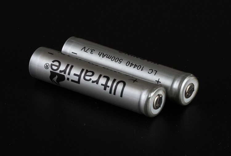 UltraFire Li-ion 10440pro 500mAh  Аккумулятор для фонаря размера ААА с защитой