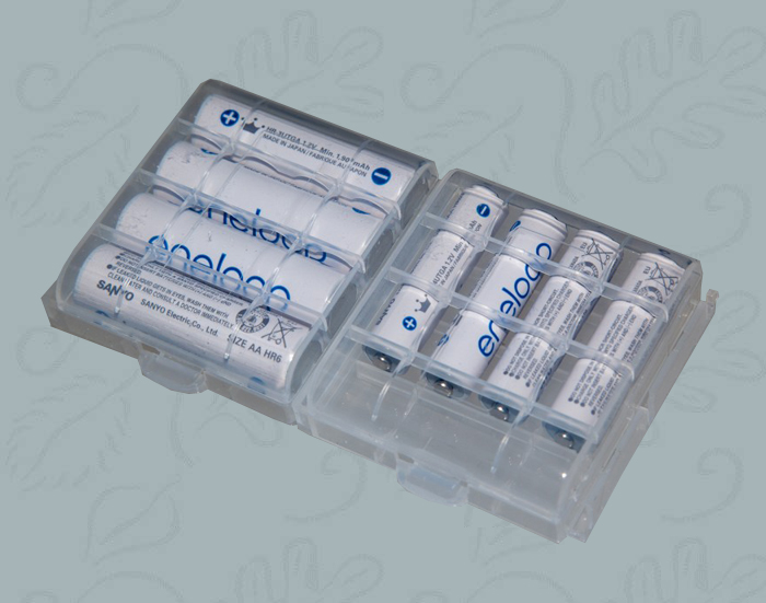 box АА*4 - контейнер для батареек и аккумуляторов формата АА/14500 и ААА