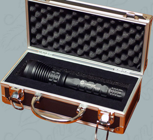PK30 (XM-L T6) 600 lumens 6xAA Мощный поисковый светодиодный фонарь
